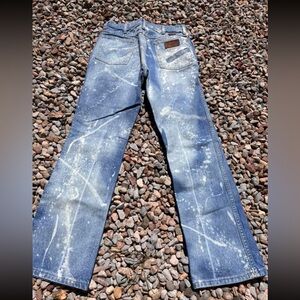 Wrangler bleach splattered jeans men’s 32x32 women’s 28